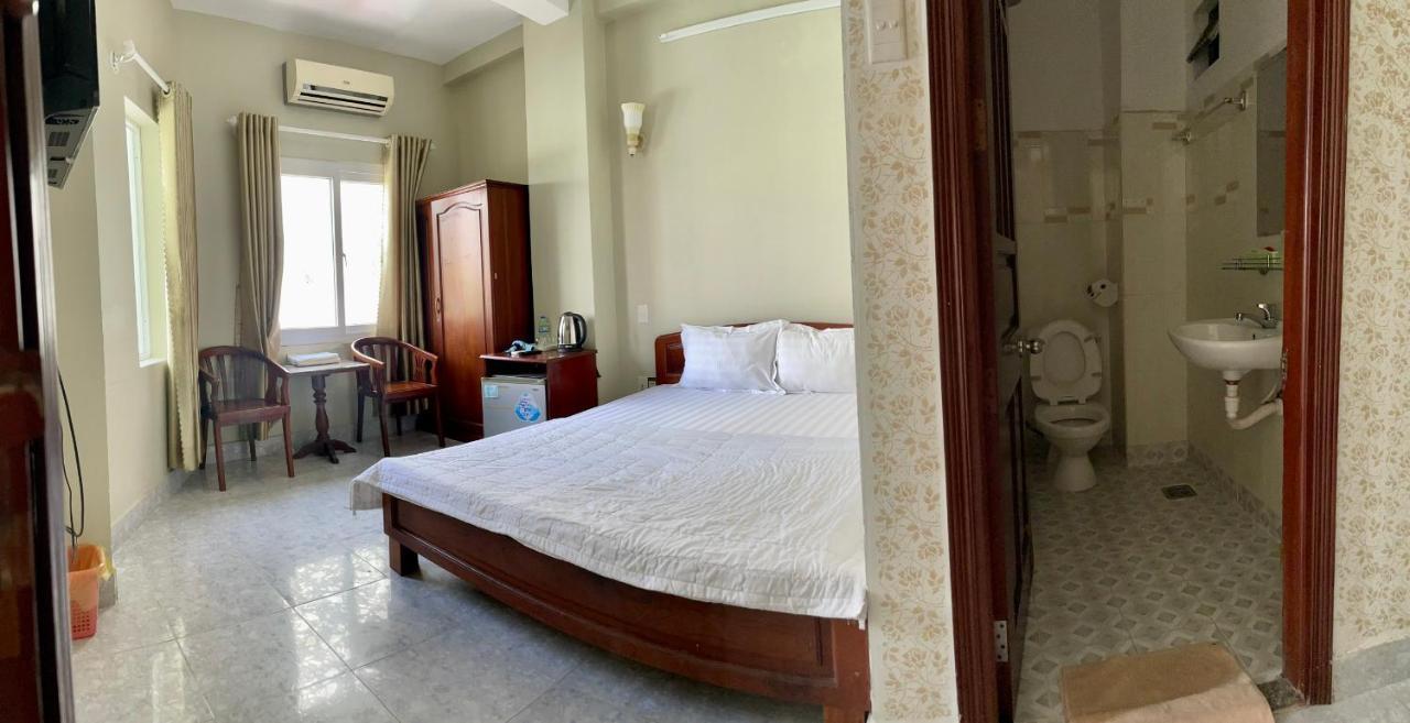 Thuy Van Hotel Vung Tau Buitenkant foto
