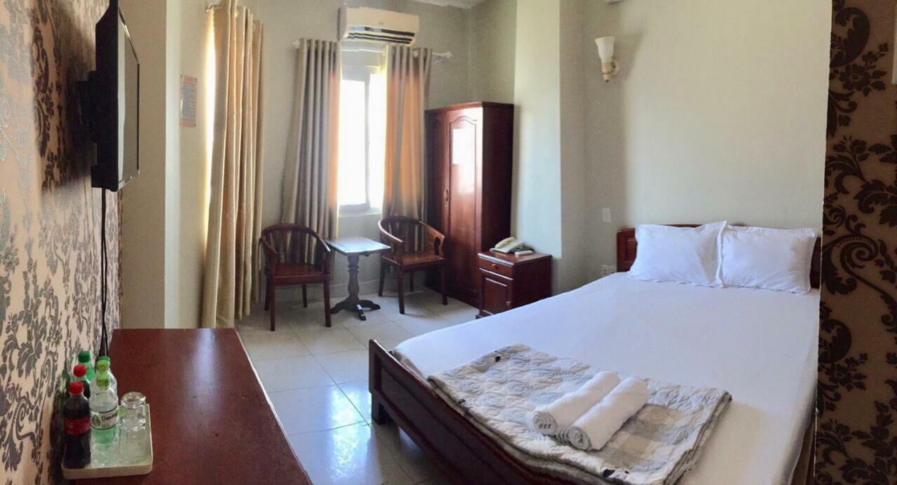 Thuy Van Hotel Vung Tau Buitenkant foto